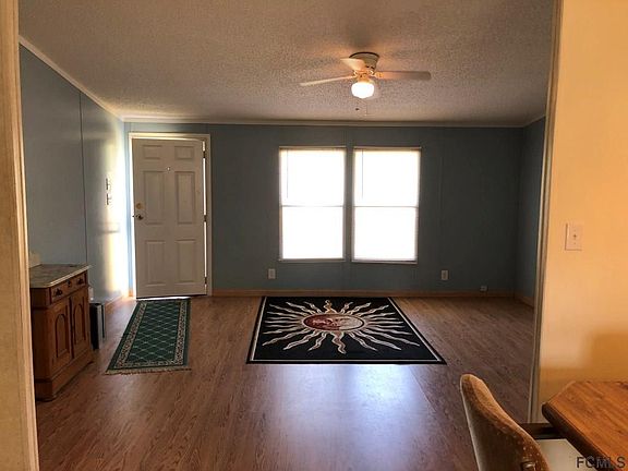 3rd image of 2253 Laurel Ave