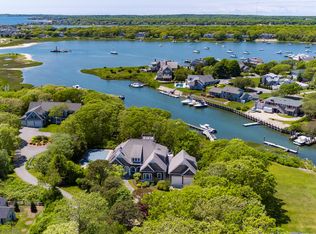 39 Davis Neck Rd, East Falmouth, MA 02536