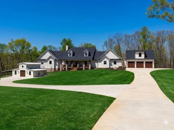 1017 Avery Rd, Canton, GA 30115