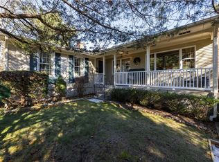 1037 Great Rd, Lincoln, RI 02865