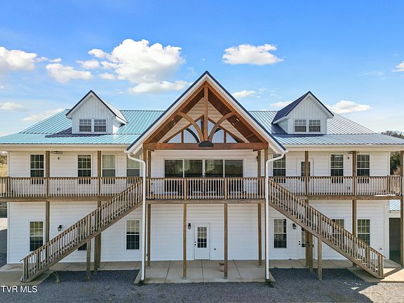 2nd image of 811 Grassy Creek Rd