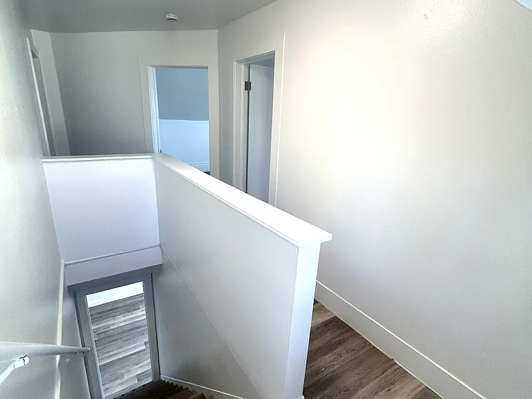 2307 Rockefeller Ave #2307 — Photo 6