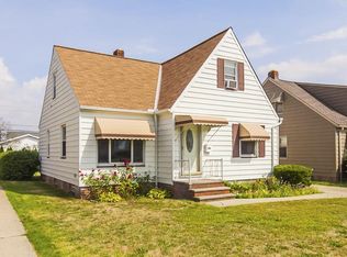 13713 Maple Leaf Dr, Garfield Heights, OH 44125