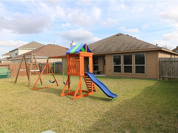 4th image of 3120 Cambridge Meadows Ln