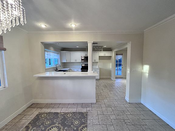 4th image of 5621 Lockhaven Dr