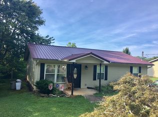 6122 Lanier Rd, Maryville, TN 37801