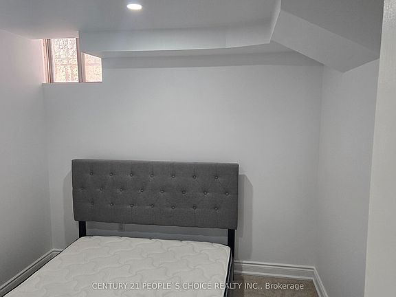 5th image of 53 Larry Cres