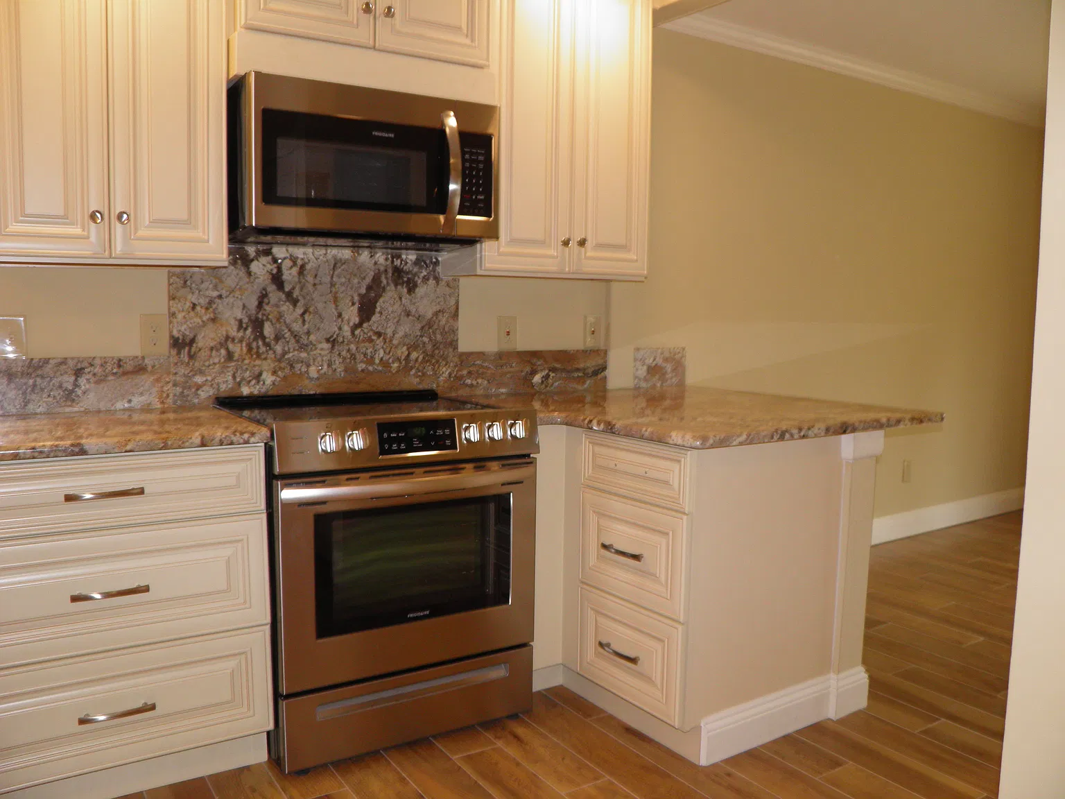 2 bed, 1550 sqft, $2,000 — Photo 3