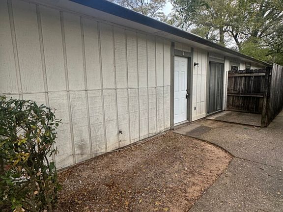 2nd image of 6802 Tiki Ln #1