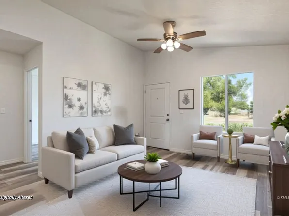 573 W Chamberlain Dr, Kanab, UT 84741