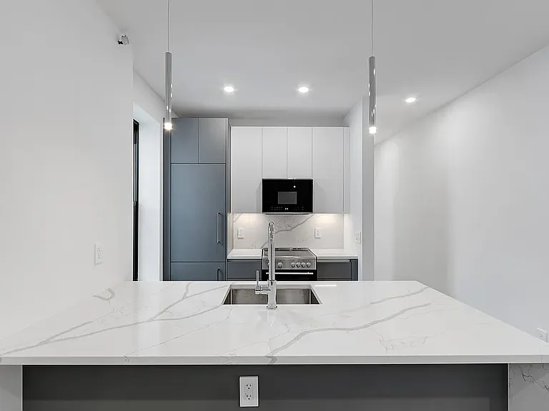 19 Wyckoff St #22 — Photo 4