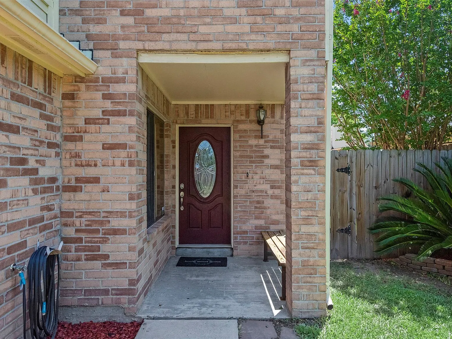 3 bed, 2.5 bath, 1661 sqft, $1,900 — Photo 4
