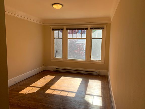 4th image of 2230 Steiner St #1