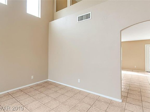 3rd image of 8117 Jade Harbor Ct