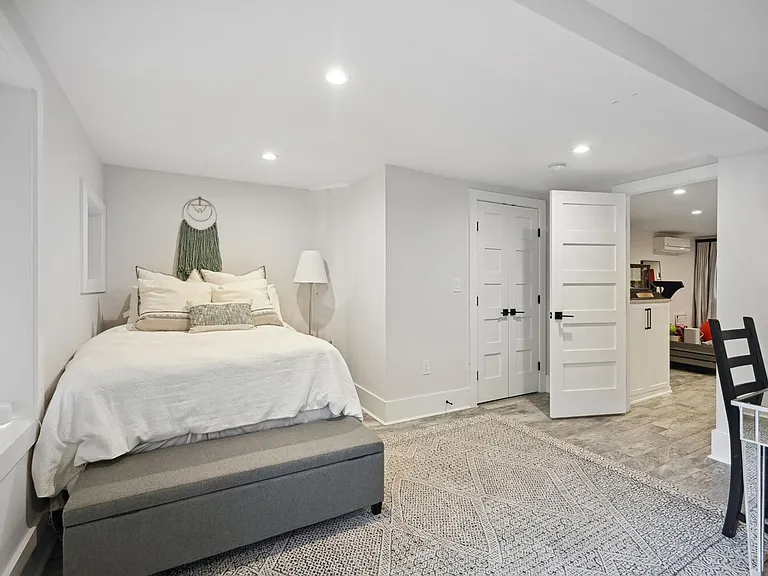 1145 5th St NE — Photo 30
