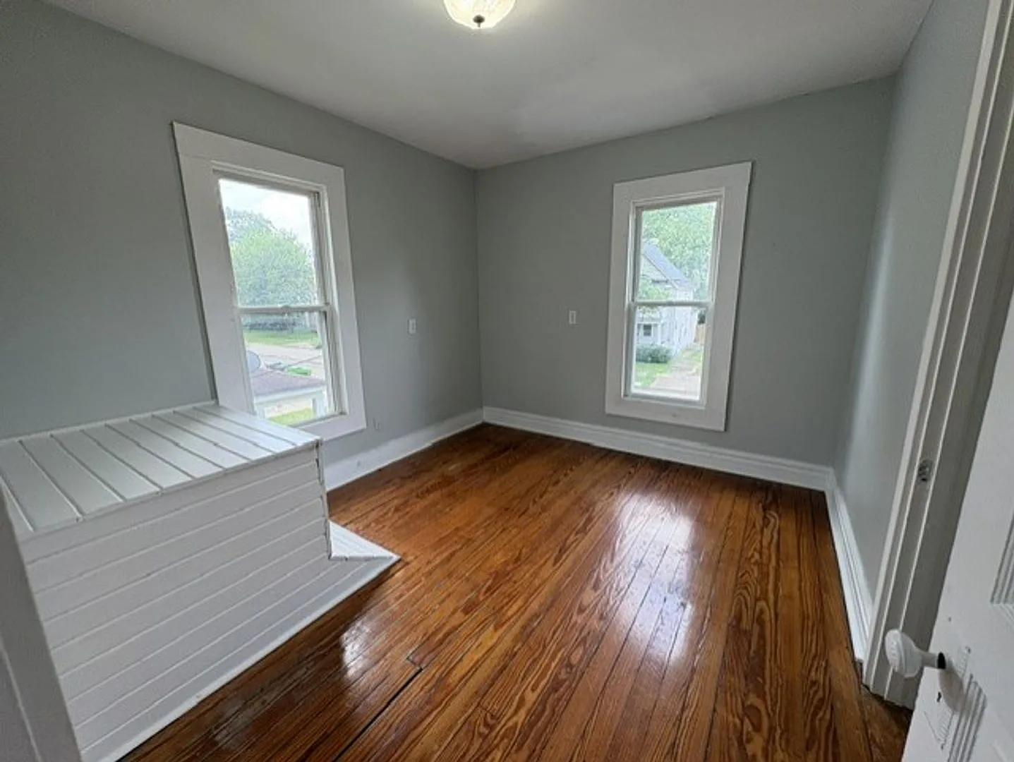 147 8th St NW Barberton, OH 44203 MFH2 .T2 — Photo 2