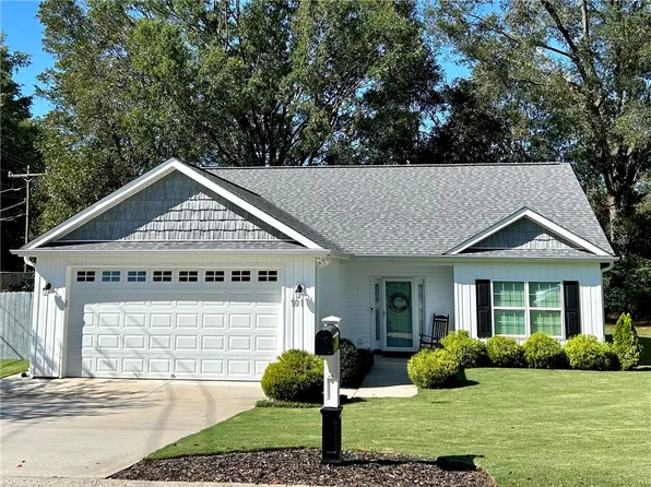 101 Ashwood Ln, Anderson, SC 29625