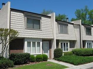 530 Cobblestone Dr, Wilmington, NC 28405
