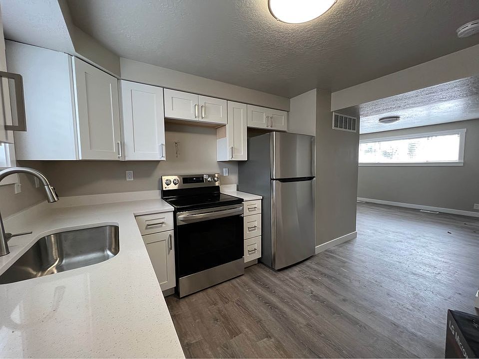 1st image of 270 N Center St #4