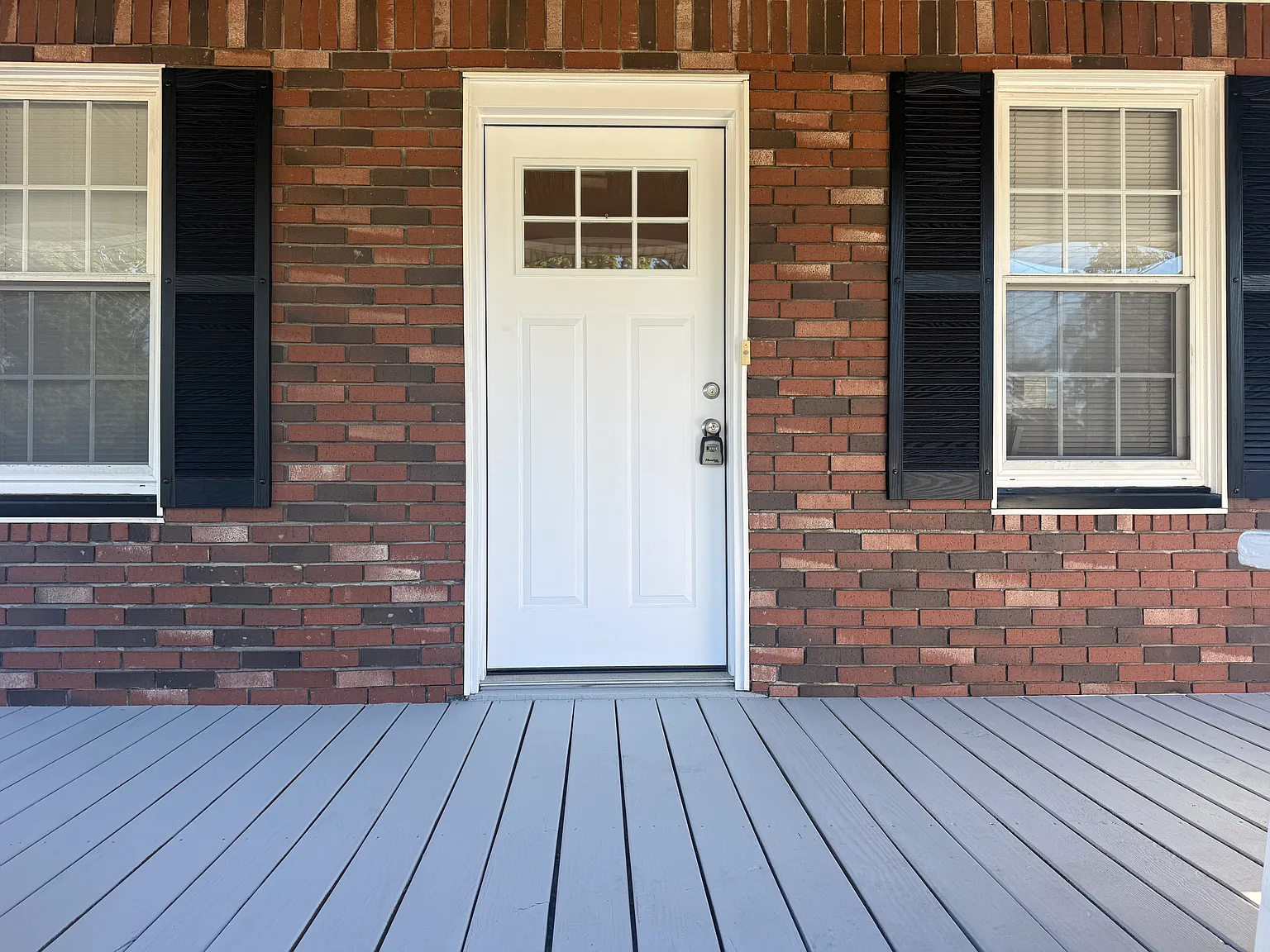 2 bed, 1500 sqft, $2,295 — Photo 2