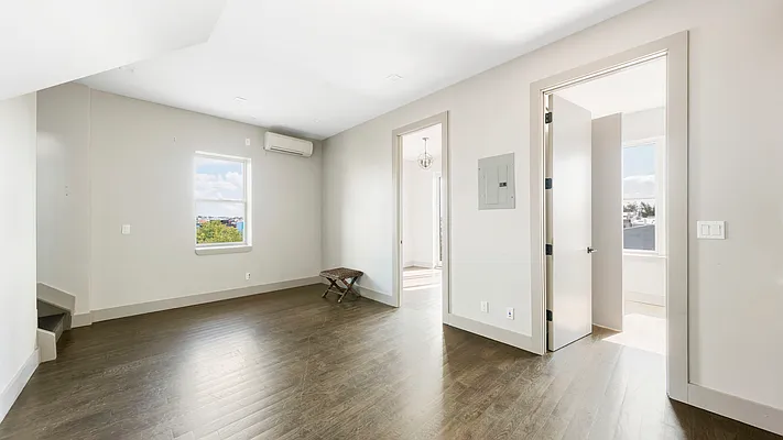 Rented by Nooklyn NYC LLC | media 23