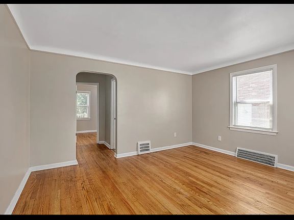 3rd image of 20040 Kenosha St