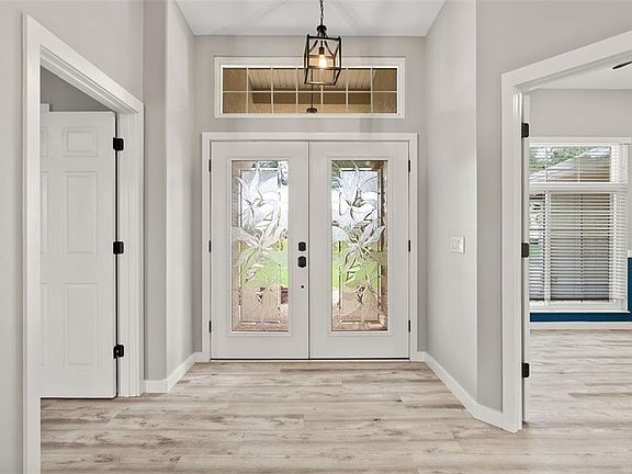 3rd image of 6245 SILVER OAKS DRIVE
