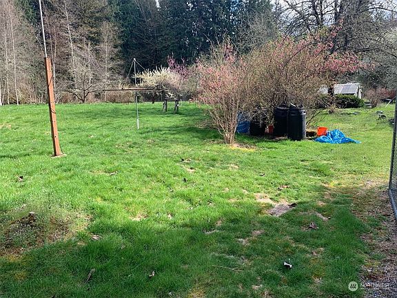 2nd image of 21610 NE 61st Lane