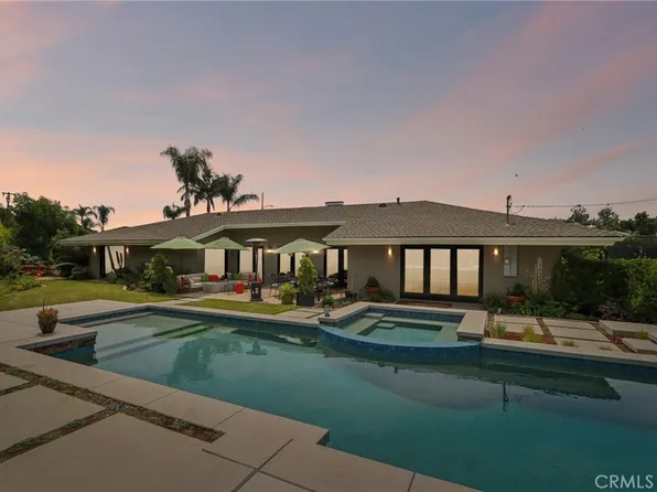 18951 Green Willow Ct, Santa Ana, CA 92705