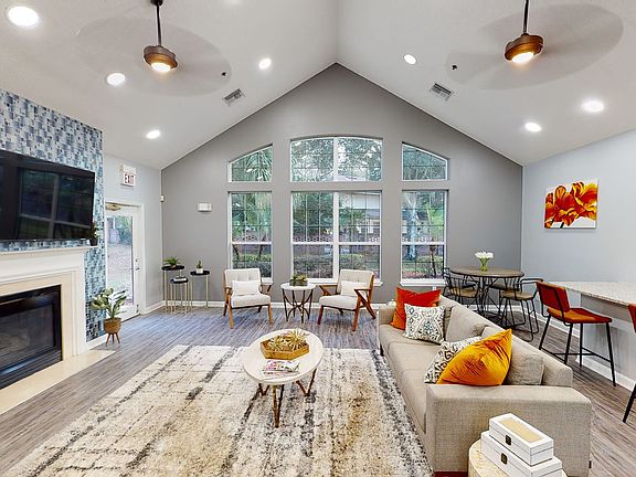 5th image of 407 Alafaya Woods Blvd #541A