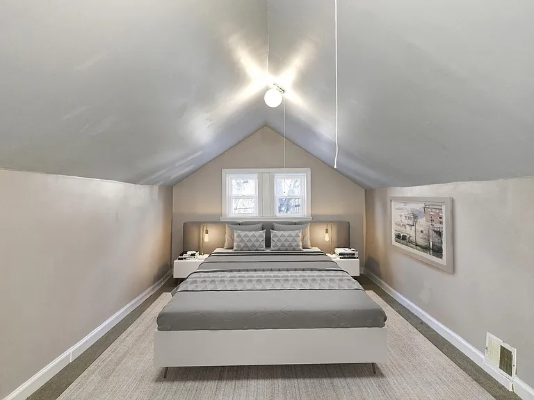 1206 Leslie St — Photo 12