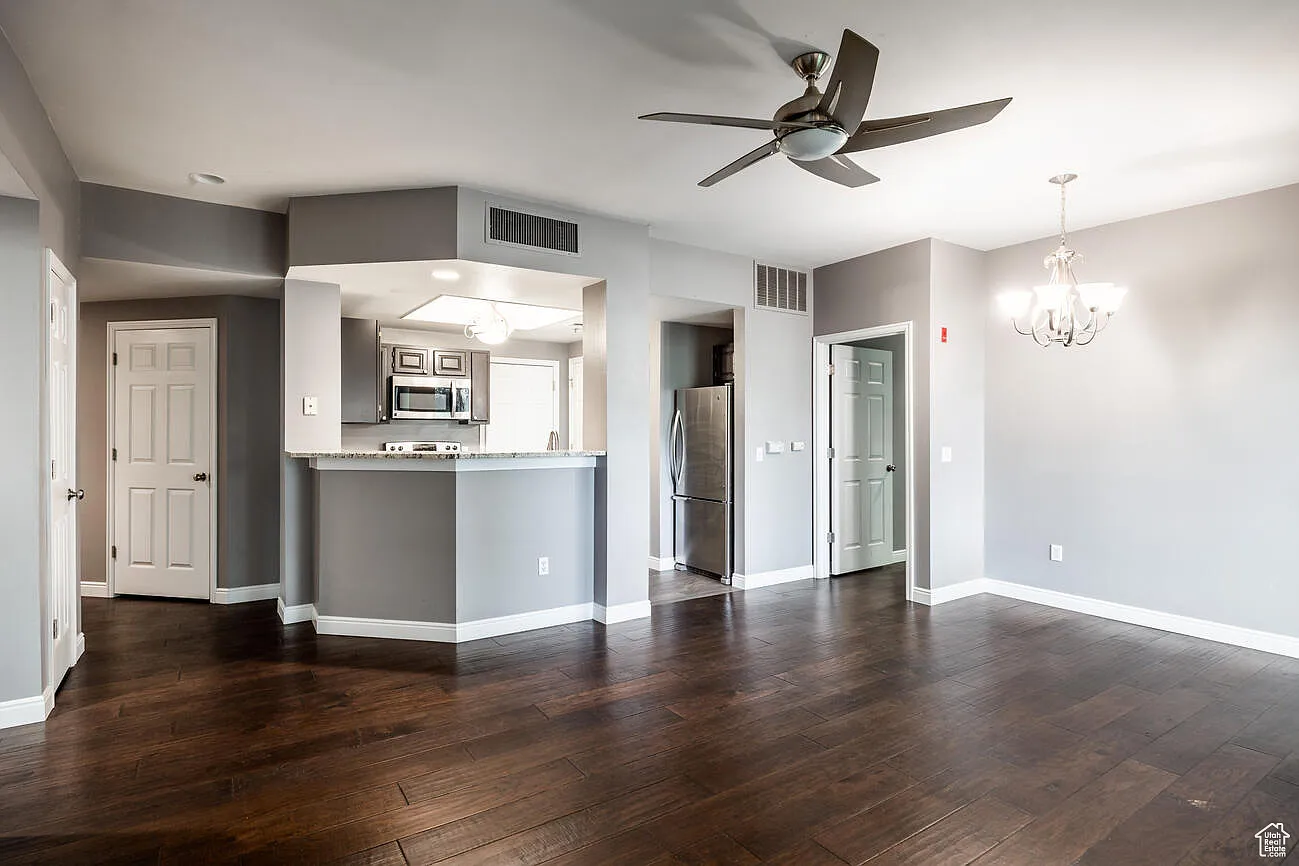2 bed, 1035 sqft, $2,500 — Photo 4
