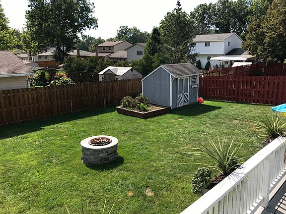 5th image of 588 Saint Lawrence Blvd