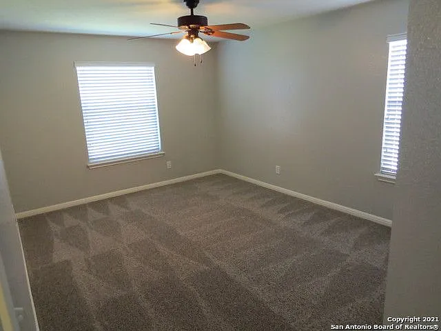 519 Ginsberg Dr — Photo 17