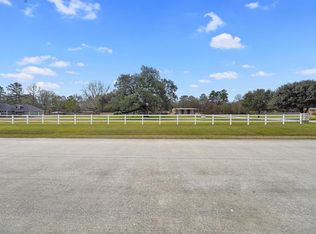 511 Saddle Creek Farms Dr, Crosby, TX 77532