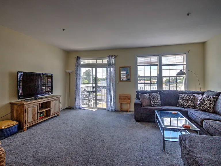 35389 Winthrop Ct — Photo 10