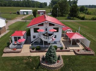 796 Happy Valley Rd, Parkersburg, WV 26104