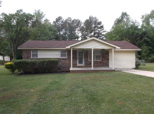 114 Peachtree St, Greenwood, SC 29646