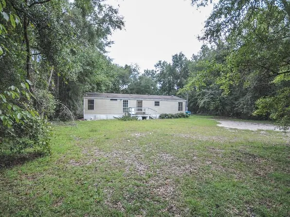 165 Bay Pine Dr, Crawfordville, FL 32327