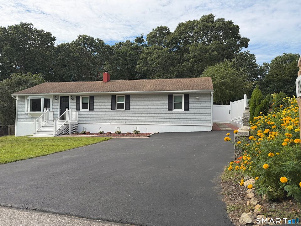 1st image of 29 Blueberry Hill Road