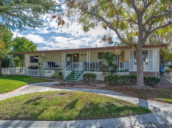 21216 Blue Curl Way #212, Canyon Country, CA 91351