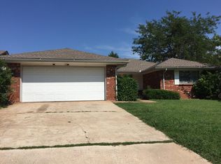 9912 Hillcrest Dr, Oklahoma City, OK 73159