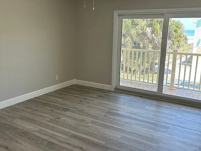 3306 Hill St — Photo 12