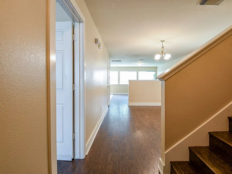 5830 Silver Oak — Photo 5
