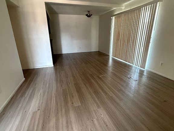 3rd image of 3810 N Maryvale Pkwy APT 1080