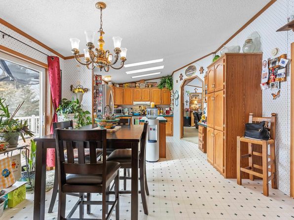 rapid-city-south-dakota-117827752 picture