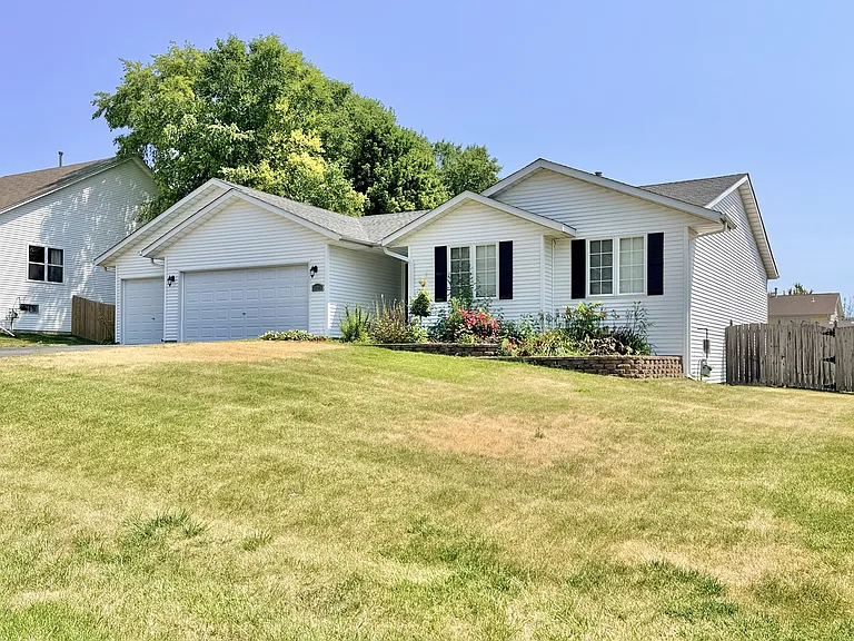 11291 Linden Blossom Ln — Photo 1