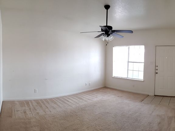4th image of 1300 Cinch Dr APT B