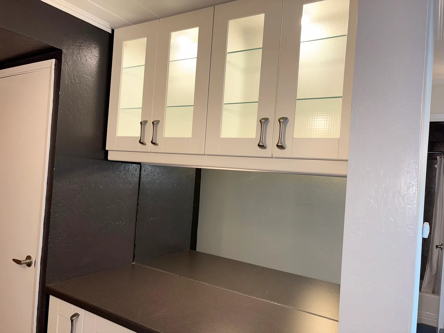 2 bed, 800 sqft, $3,149 — Photo 4