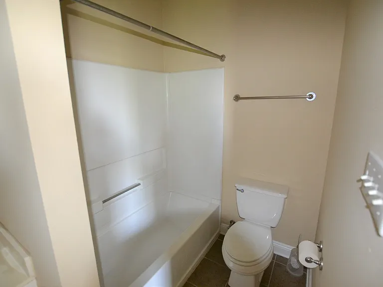 2117 Cypress Hall Aly — Photo 3